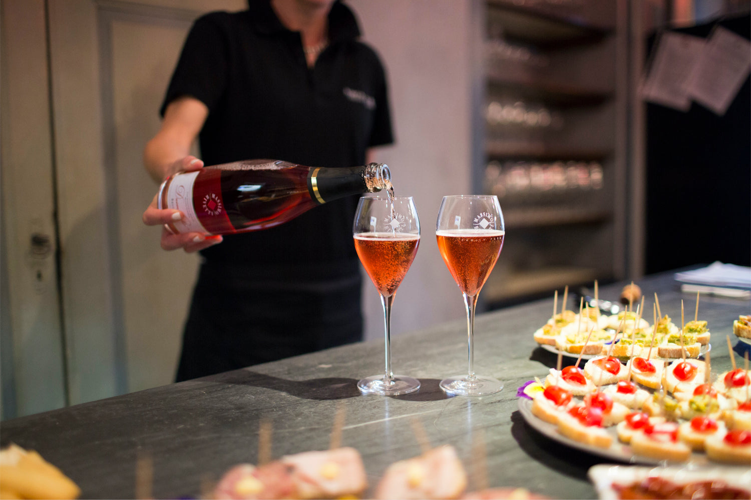 Give a Wine Tasting Gift
